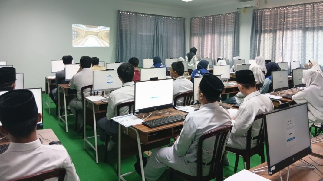 Panen Prestasi! MAN 2 Kota Pekanbaru Sabet 10 Gelar Juara pada Olimpiade Madrasah Indonesia Tingkat Kota Pekanbaru, 1 Siswa Raih Nilai Sempurna