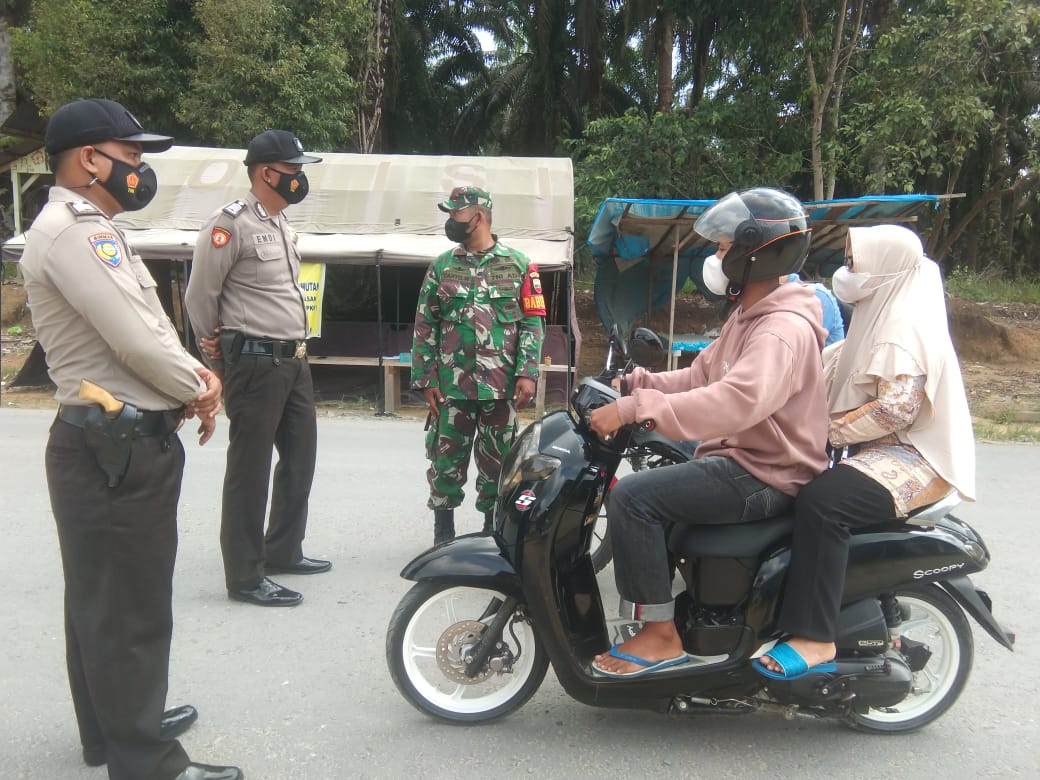 Meski Libur, Pengawasan Prokes oleh Polsek Kerumutan Pantang Kendur