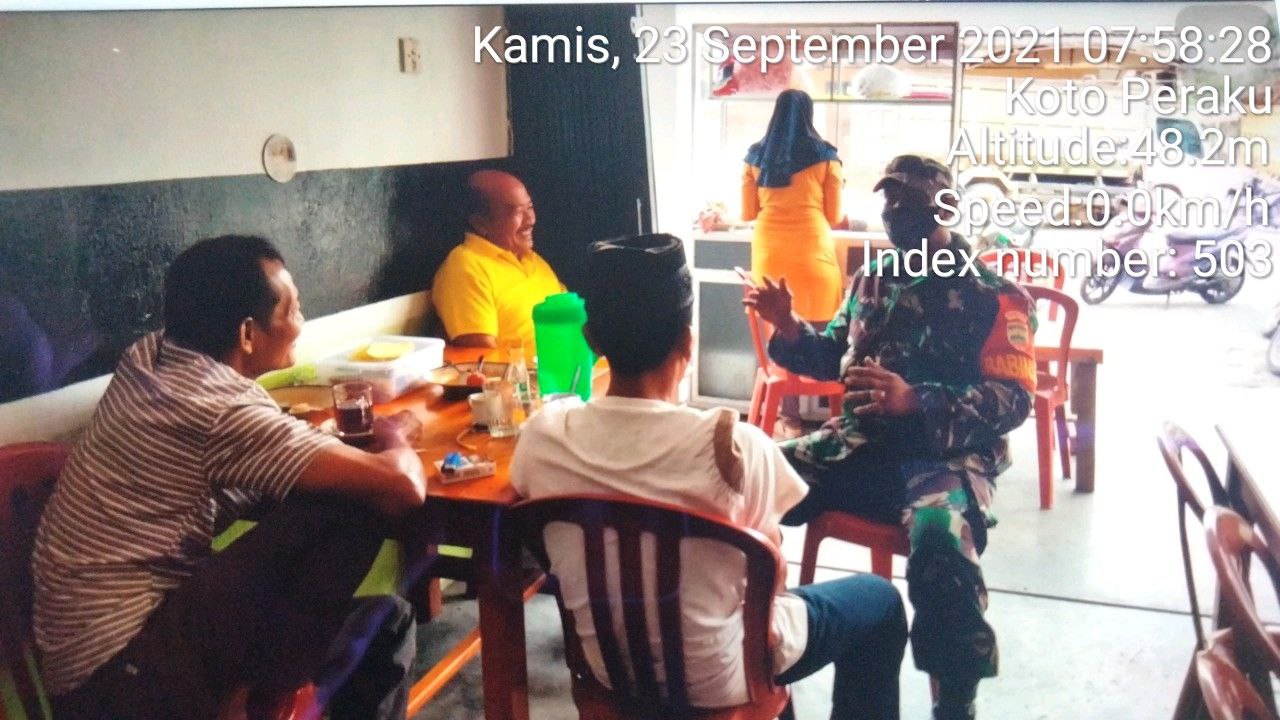 Serda Juanda Babinsa Koramil 06/Cerenti Kodim 0302/Inhu Melaksanakan Komsos Dengan Warga Binaan