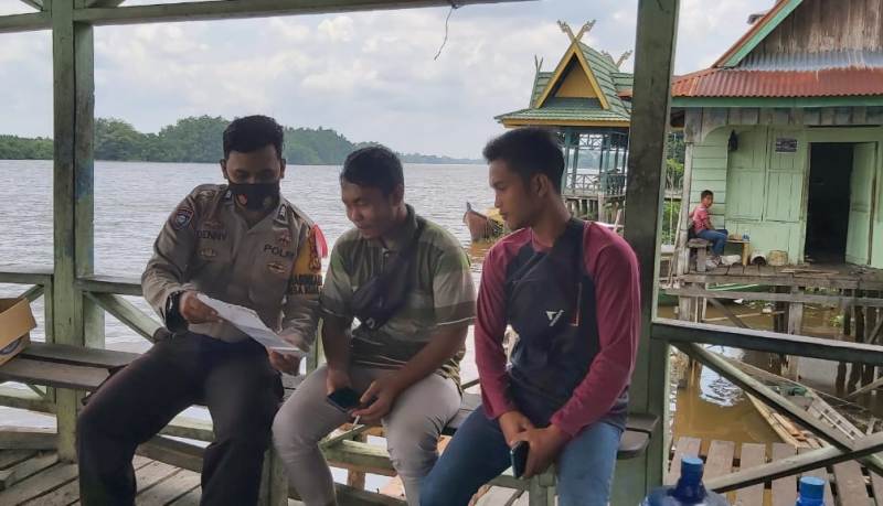 Cegah Karhutla, Polsubsektor Pelalawan Giatkan Patroli dan Sosialisasi Tanpa Henti