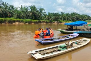 Remaja 13 Tahun Tenggelam di Sungai Cenaku, Tim SAR Lakukan Pencarian
