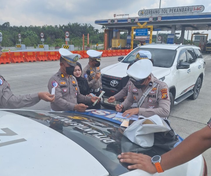 Ditlantas Polda Riau Gelar Razia di Tol Pekanbaru-Dumai, Sasar Pelanggaran Kecepatan dan Alkohol