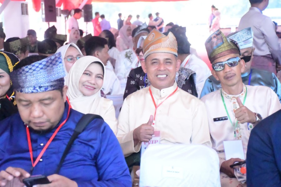 Bupati Bengkalis Hadiri Semarak Pestival Pacu Jalur di Kuansing
