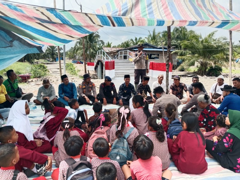 Jembatan Kampung Aman Selesai Dibangun, Polsek Sinaboi Resmi Lepas BKO Brimob dan Polda Riau