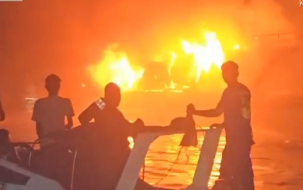 Tragedi di Perairan Meranti: Kapal Pengangkut Sayur Terbakar, Satu ABK Luka Bakar