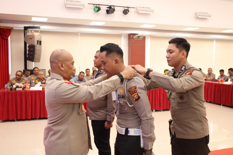 Wakapolda Riau Pimpin Latihan Pra Operasi Keselamatan Lancang Kuning 2025