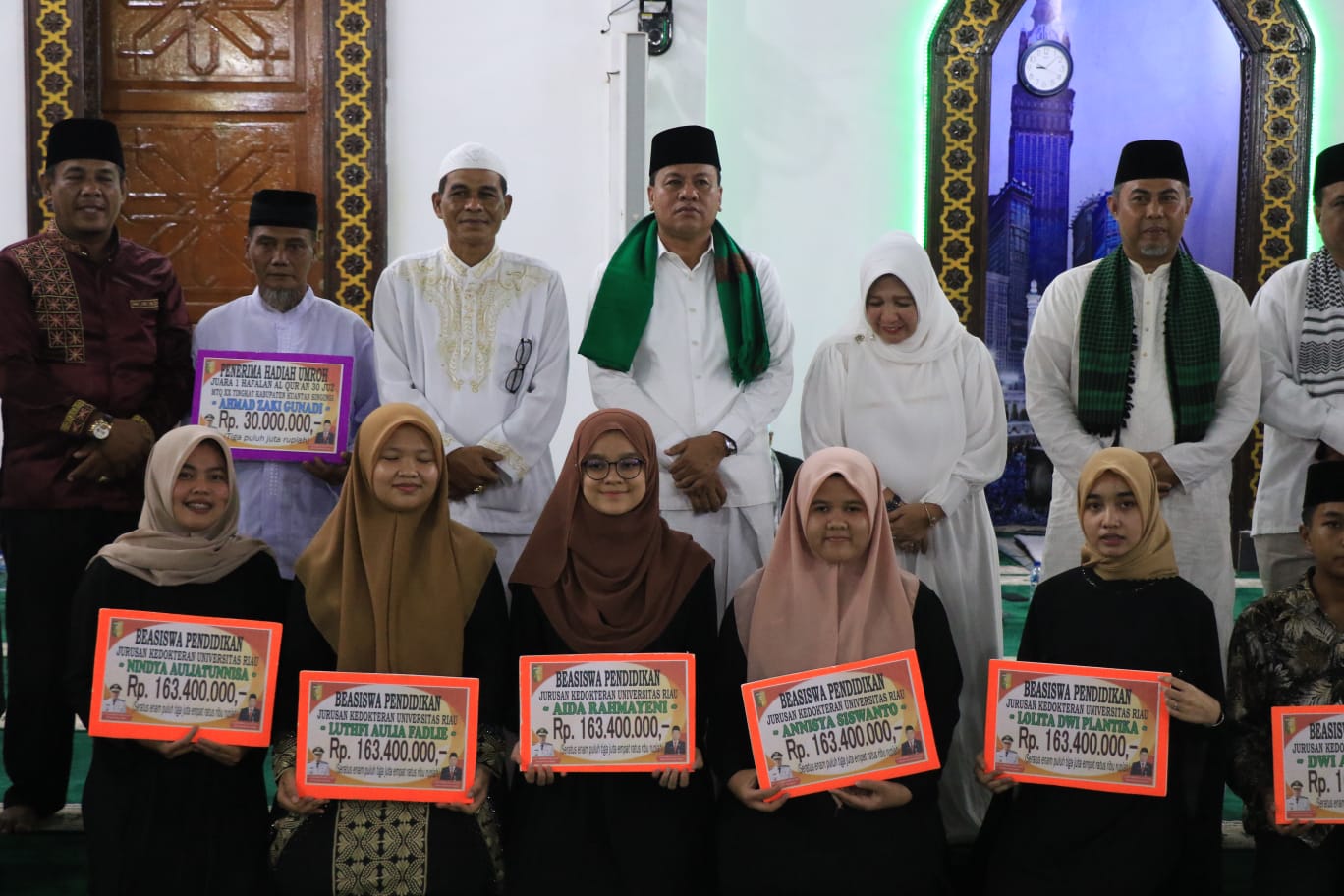 Berkah Malam Tabligh Akbar Pergantian Tahun 2022, Pengelola  Mesjid Agung AR Raudha Kuansing Terima Infaq Rp. 700 Juta Lebih