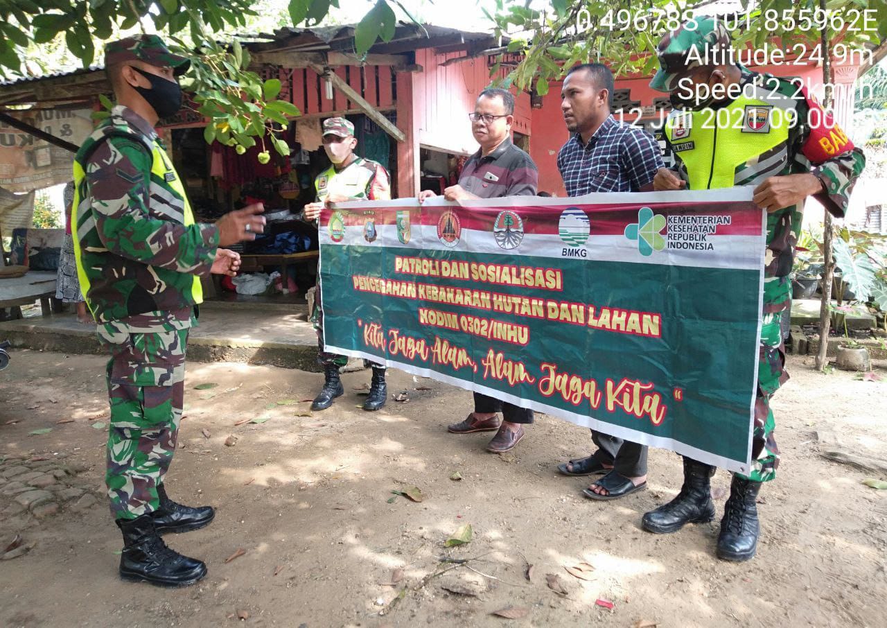 Cegah Karhutla, Babinsa Serda Ridwan Effendi Laksanakan Patroli Setiap Hari