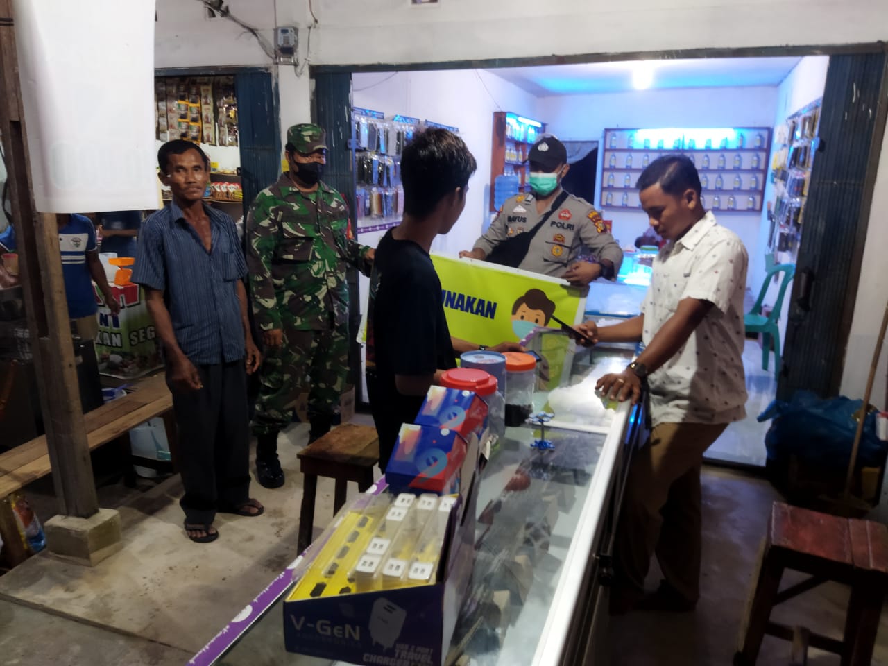 Personel Polsek Bunut Rutin Imbau Masyarakat Terapkan Prokes