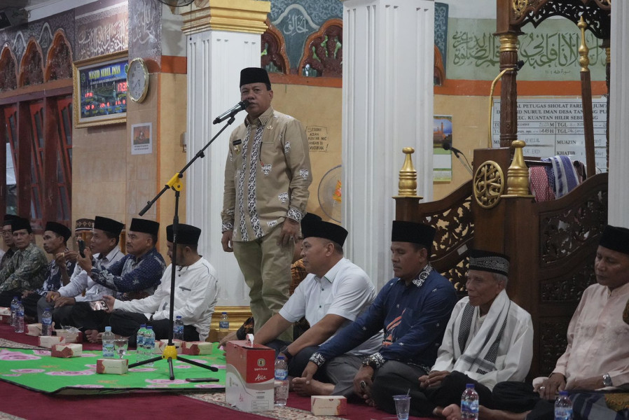 Letakkan Pondasi  SDM Yang Agamis  Bupati Suhardiman Resmi Lounching  Program Magrib Mengaji di KHS