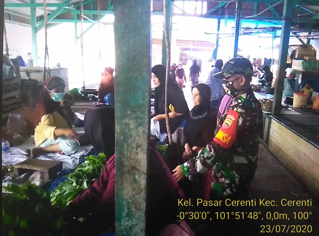 Babinsa Koramil 06/Cerenti Kodim 0302/Inhu Tingkatkan Disiplin Protokol Kesehatan Dimasa Pandemi  COVID-19.