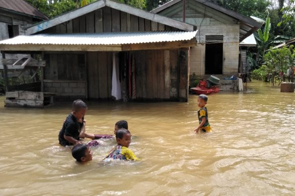 Banjir di Inhu Makin Meluas, Kecamatan Kuala Cenaku Diperkirakan Terparah