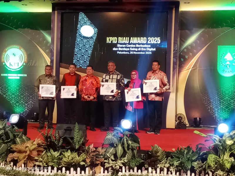 Kuantan Singingi Terima Penghargaan KPID Riau Award 2025