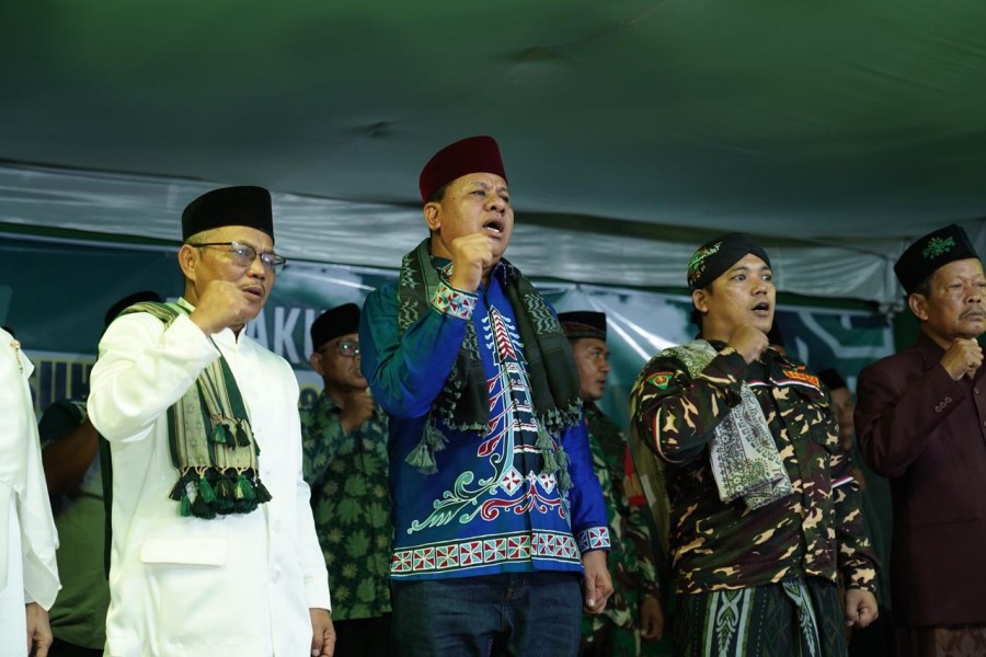 Hadiri Tasyakuran Di Pasir Mas;  Bupati Berkomitmen Penuhi Janji Kampanye