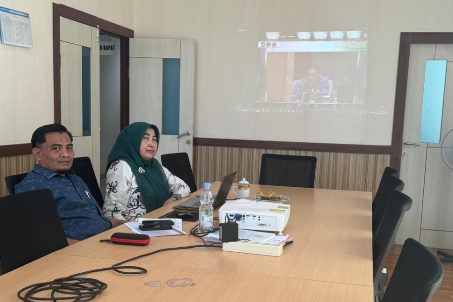 Kepala BPKAD Pekanbaru Yulianis Hadiri Rapat Koordinasi Program JKN via Zoom