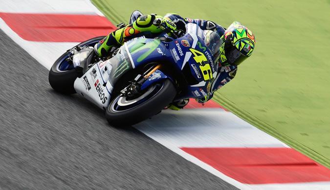 Lorenzo Crash, Rossi Menangi Duel Sengit dengan Marquez