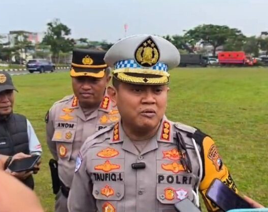 Ditlantas Polda Riau Beri Rasa Aman Pemudik dengan Penitipan Kendaraan Gratis di Samsat