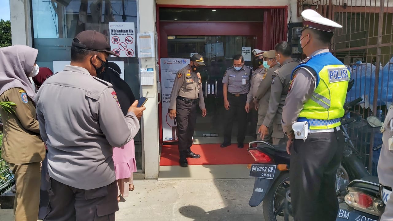 Jaga Suasana Tetap Kondusif, Polsek Pangkalan Kerinci Lakukan Patroli C3