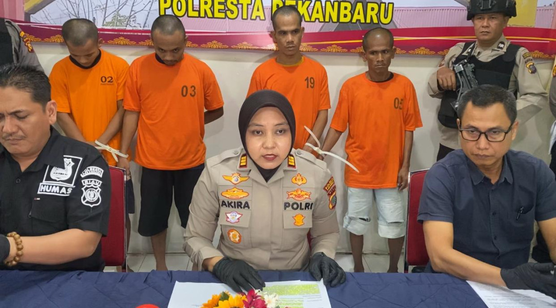 Polisi Ringkus Empat Pencuri Besi dan Gerobak di Pekanbaru