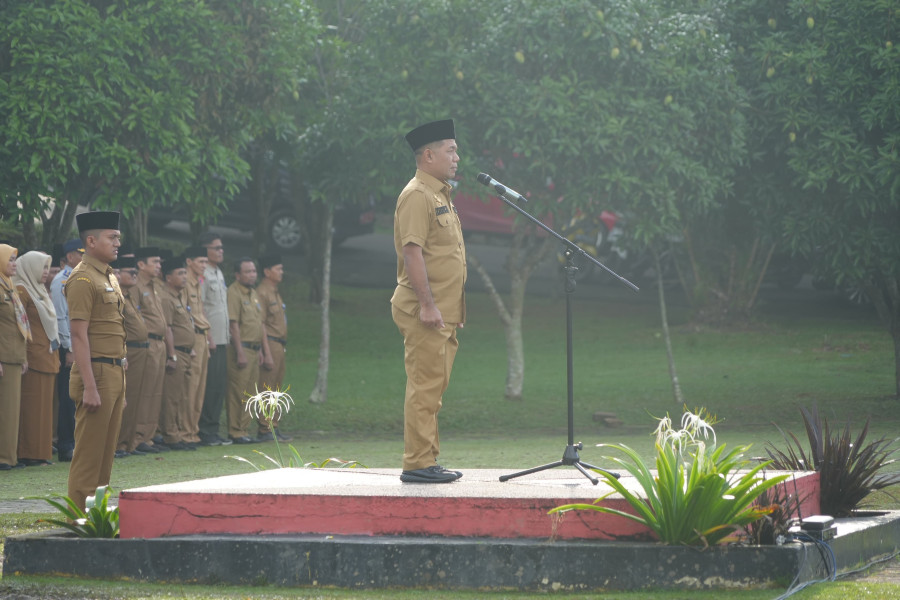Pimpin Apel Perdana  Sekda; 2024 Tingkatkan Kinerja Dan Pelayanan Pada Masyarakat