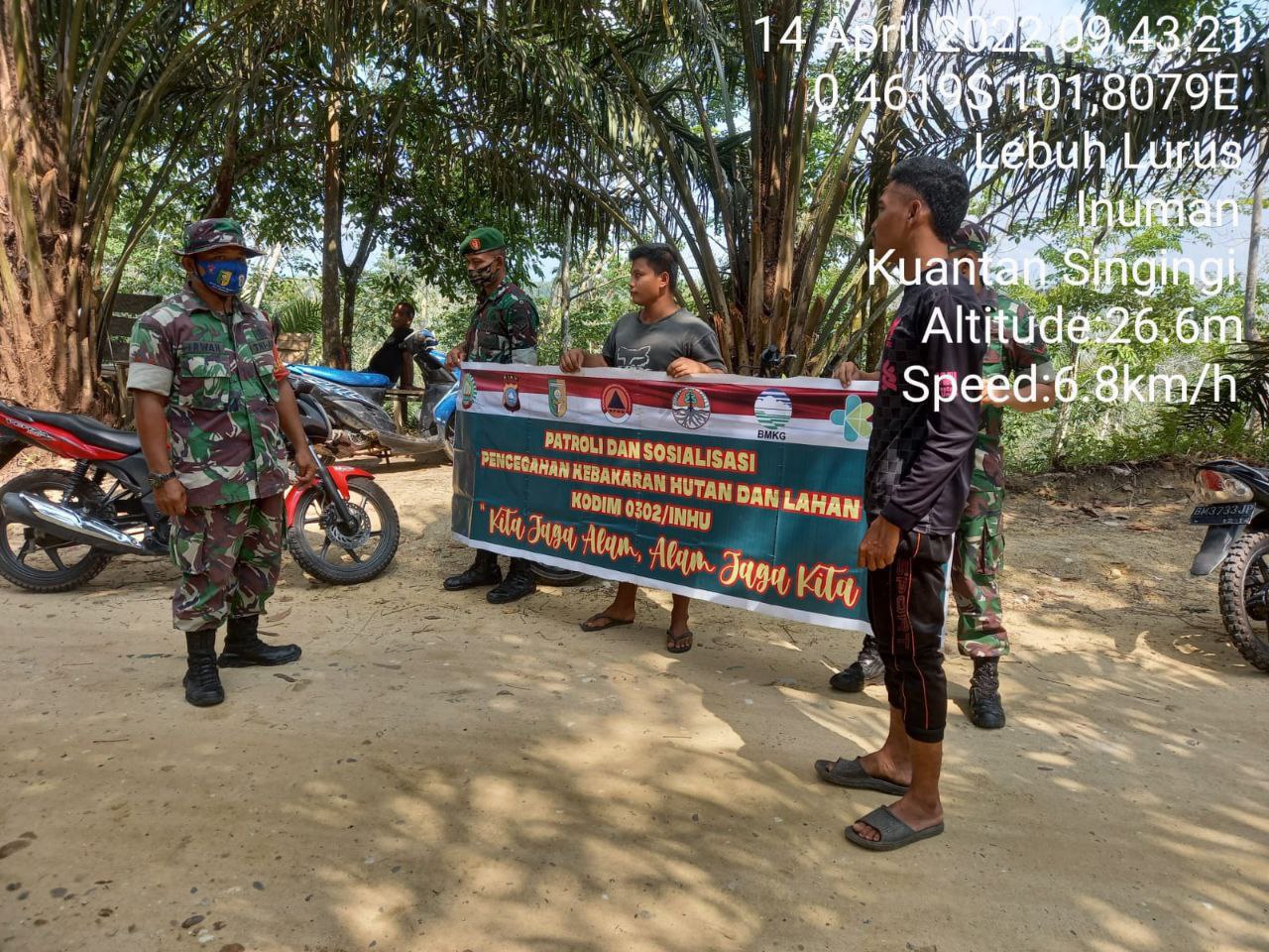 Dimusim Kemarau Saat Ini,Babinsa Koramil 06/Cerenti Kodim 0302/Inhu,Terus Gencar Sosialisasi Karhutla Untuk Antisipasi Terjadinya Karhutla