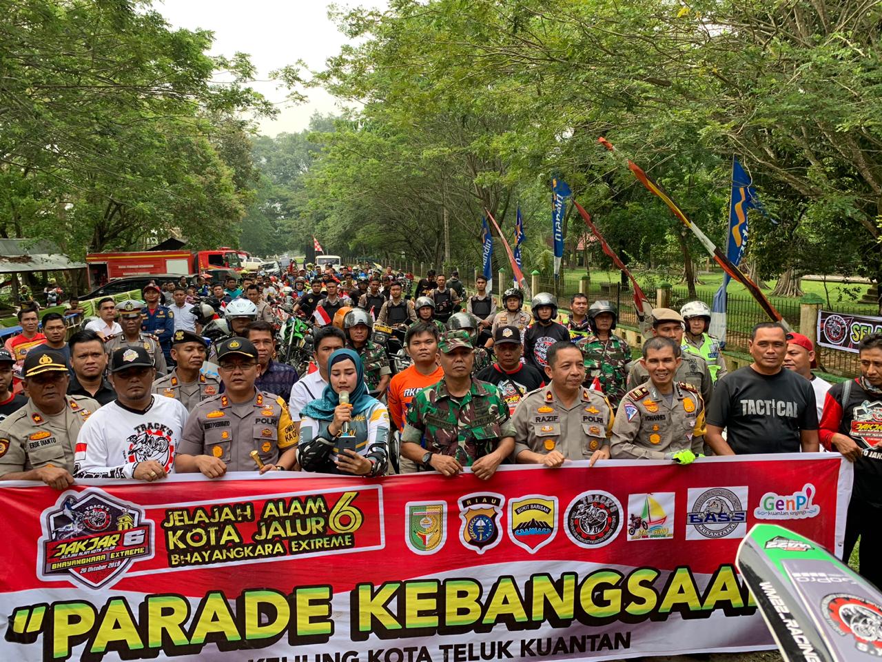 Sebanyak 500 Peserta Parade Ikut Serta Menyemarakkan Parade Kebangsaan Di Hutan Kota Teluk Kuantan.