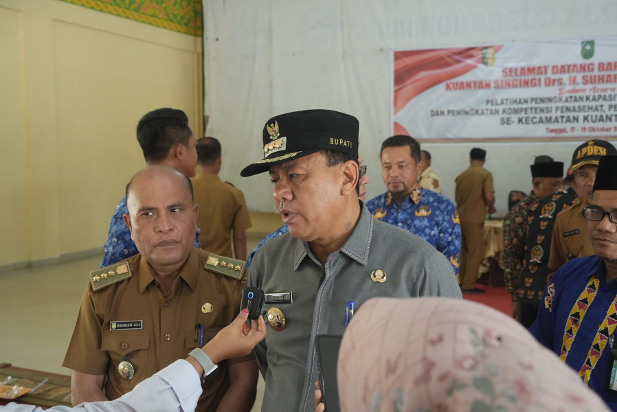 Buka Pelatihan BPD Se Kuantan Tengah  Bupati Dukung Peningkatan Kapasitas SDM BPD dan BUMDes