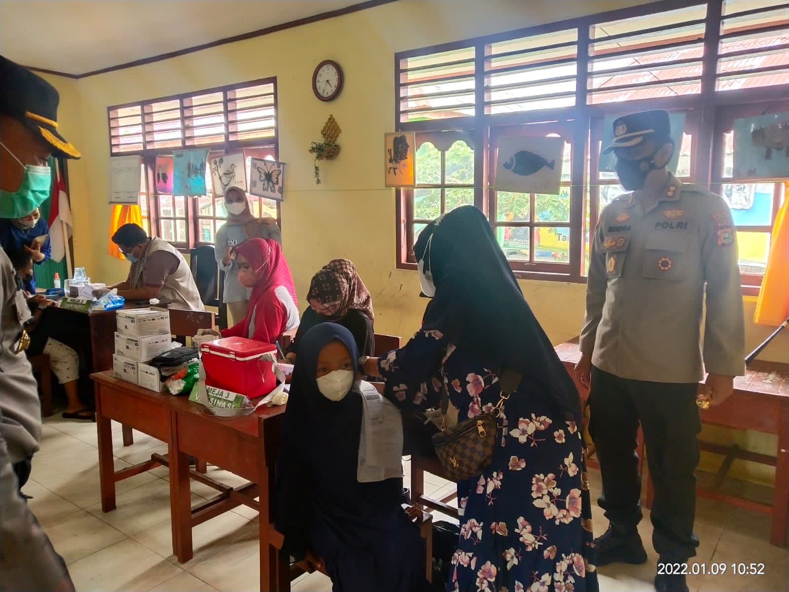 Pastikan vaksinasi anak-anak Usia 6 -11 Tahun Berjalan Lancar, Kapolres Kuansing Tinjau langsung ke Lapangan