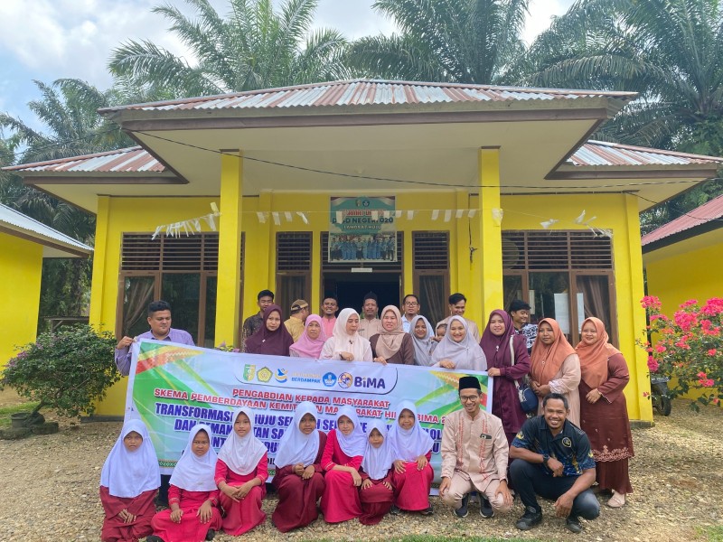Transformasi Menuju Sekolah Sehat melalui Pengelolaan dan Pemanfaatan Sampah di Sekolah Dasar Negeri 020 Langsat Hulu untuk Mendukung Implementasi SDG’s