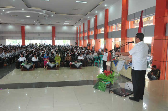 Ribuan Guru Hadiri Halal Bihalal PGRI Inhu