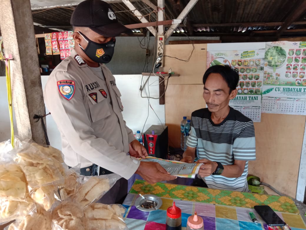 Kapolsubsektor Pelalawan Kerahkan Personel Lakukan Sosialisasi Karhutla