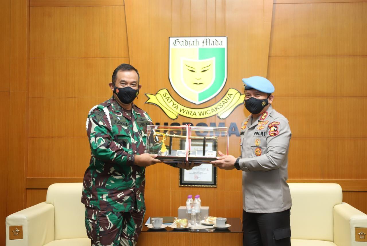 Perkuat Sinergi Dalam Penegakan Disiplin Personel TNI-Polri, Kadiv Propam Polri Sambangi Danpuspom AD 