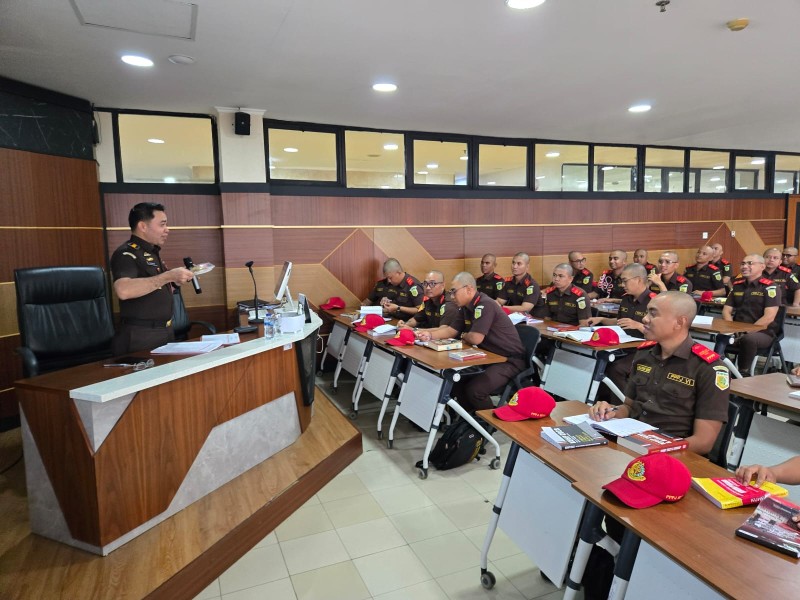 Dr. Hadiman, Jaksa Anti Korupsi, Ditunjuk Jampidum Jadi Pengajar PPPJ 2025