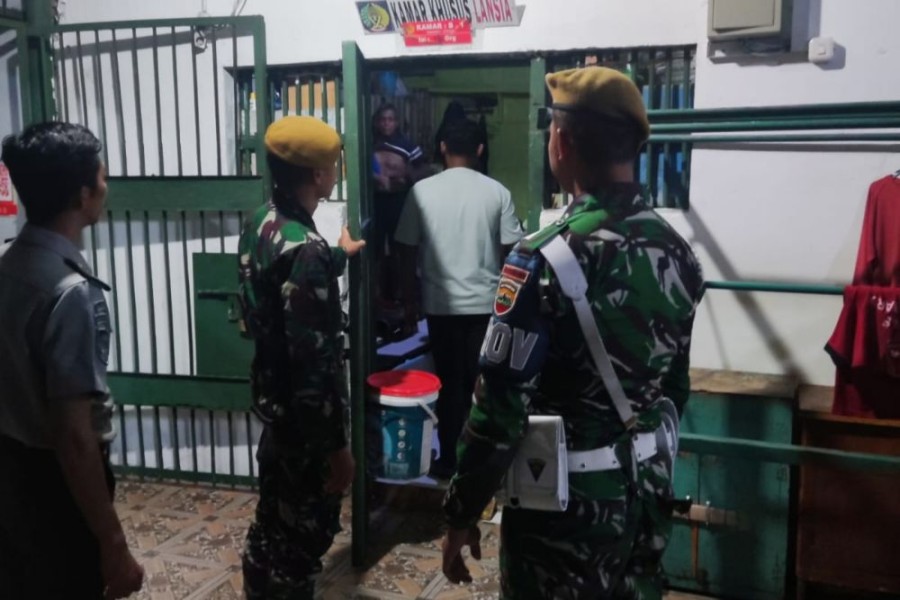 Lapas Pekanbaru dan TNI Gelar Razia Gabungan, Sita Barang Terlarang dari Kamar Warga Binaan