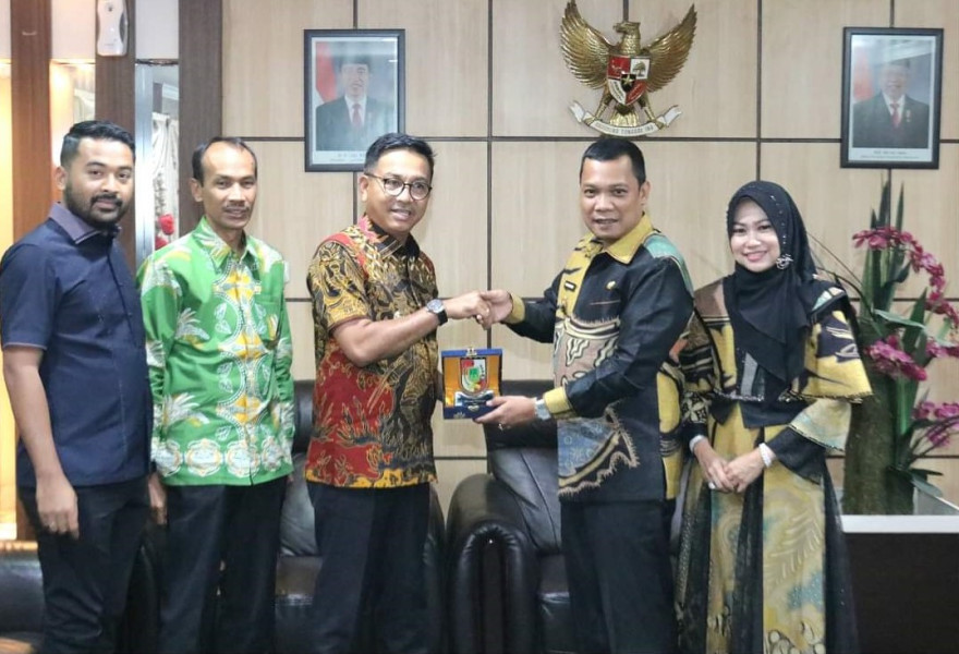 Di Hadapan Pj Wali Kota, Bupati Solok Selatan Puji Layanan MPP Pekanbaru