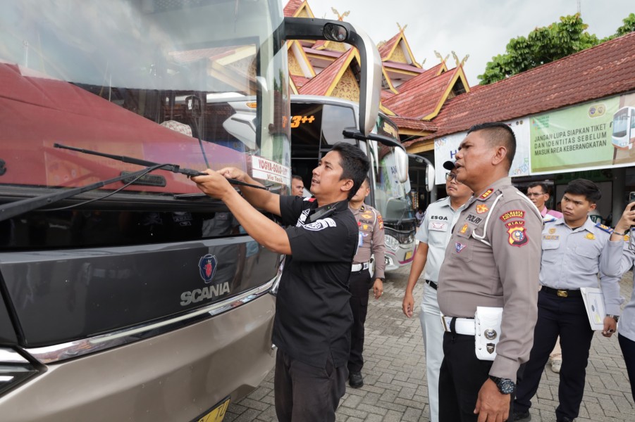 Pastikan Keamanan Mudik Nataru, Satlantas Polresta Pekanbaru Lakukan Ram Check Menyeluruh