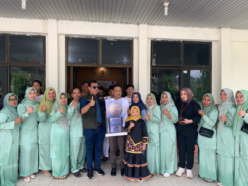 Singgah Sejenak Bersama ADIPURA,  Bupati  Dr. H.Suhardiman Amby Sebut Singingi Hilir Gerbangnya Kuansing