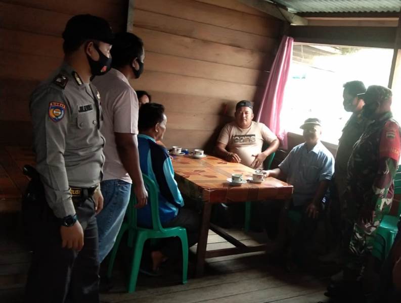 Personel Polsek Teluk Meranti Gelar Operasi Yustisi Bersama TNI dan Satpol PP 