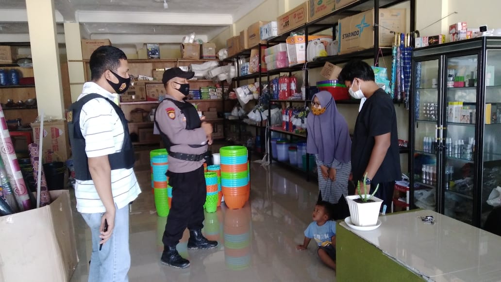 Polsek Ukui Kembali Disiplinkan Masyarakat Menerapkan Prokes, Petugas Sasar Pusat Keramaian