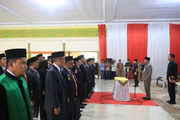 PLT Bupati Kuansing Suhardiman Amby Tekankan Soal Loyalitas Dan Kekompakan