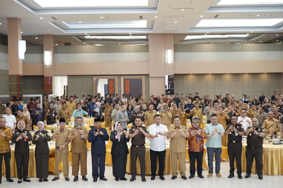 Hadiri MoU Keadilan Restoratif,  Bupati Kuansing Apresiasi Kajati Riau