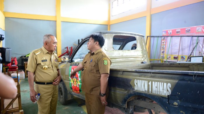 Mobil Bekas Pemprov Riau Akan Dikirim ke SMK untuk Bahan Praktek