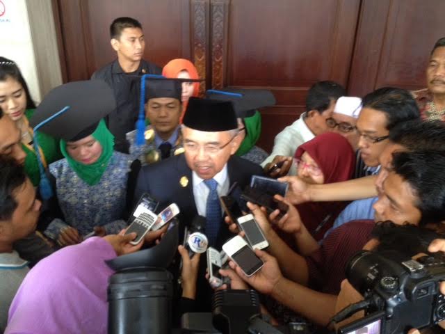 Hadiri Wisuda STAI Al Azhar Masmur Pekanbaru, Ini Pesan Plt Gubri