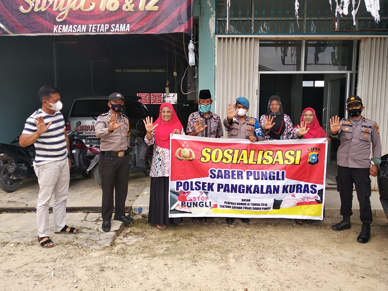 Polsek Pangkalan Kuras Sosialisasi Saber Pungli di Kantor Koperasi Desa Sialang Indah