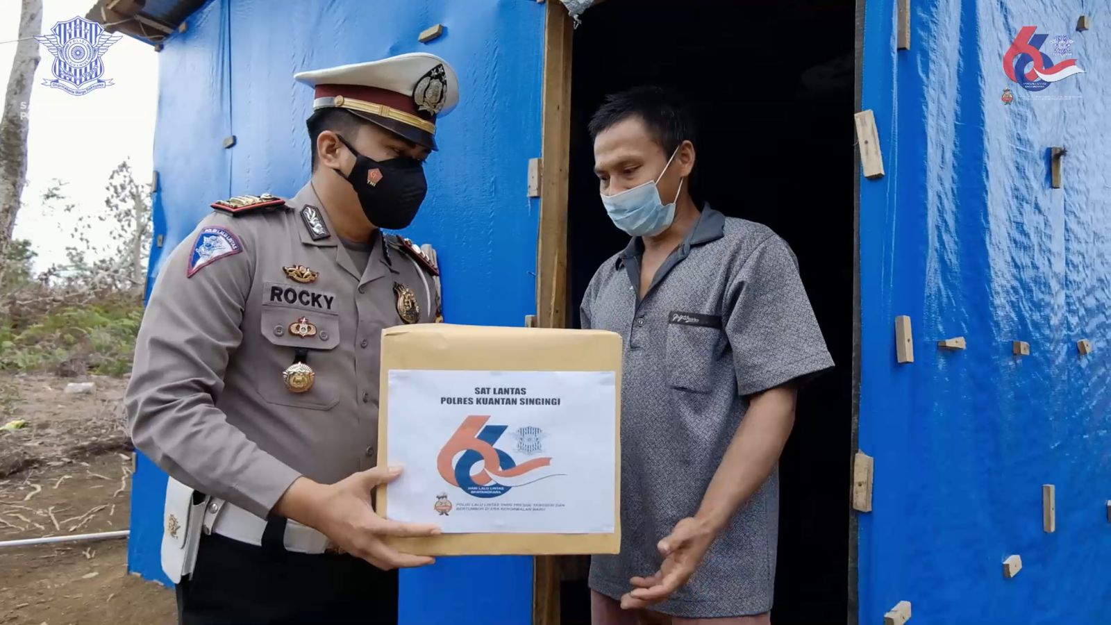 Tinjau Posko PPKM Di Cerenti  Bupati ; Jangan Kasih Kendor , Minta Desa Tetap Waspada