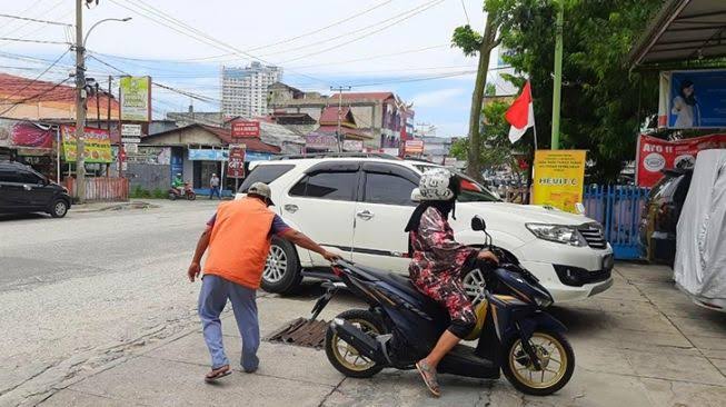 Dari Magelang, Wali Kota Pekanbaru Telepon Kadishub, Bahas Tarif Parkir