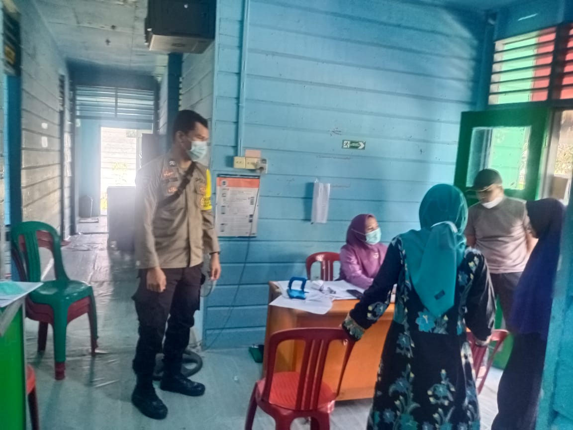 Intens Pantau Vaksinasi Covid-19, Polsek Teluk Meranti Tinjau Puskesmas