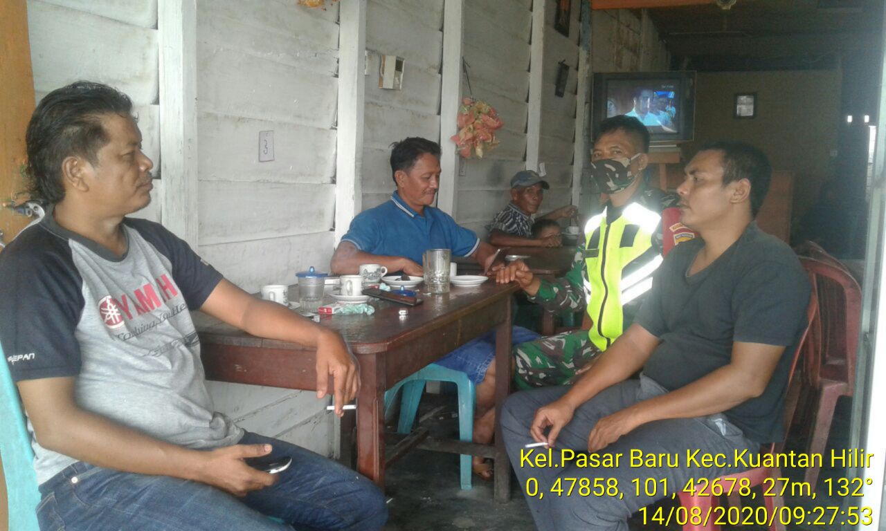 Serma Muhardi Anggota Koramil 07/Kuantan Hilir Dim 0302/Inhu Komsos Dengan Warga Binaan