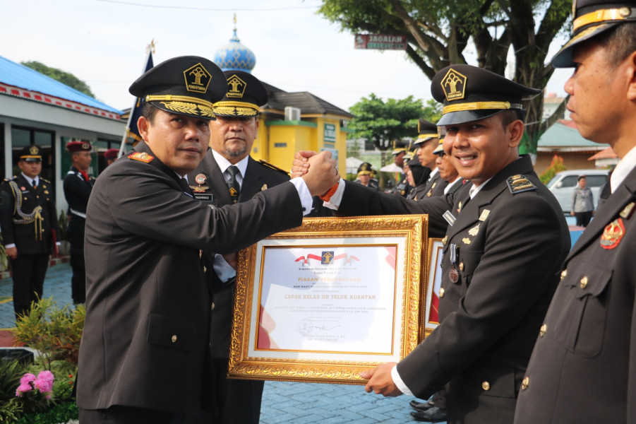 Lapas Teluk Kuantan Sebagai UPT Terbaik 1 Pemberantasan HALINAR Dan UPT Terbaik 1 Pengoperasian SDP