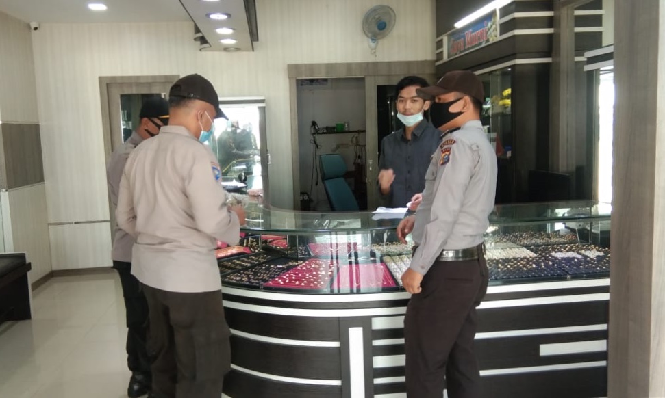 Polsek Pangkalan Kuras Laksanakan KRYD Cegah Gangguan Kamtibmas